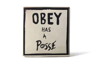⚡RAR⚡PINTRILL x OBEY HAS A POSSE OBEY PIN *BRANDNEU* LIMITED EDITION - Bild 1 von 3
