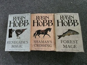 The Soldier Son Trilogy By Robin Hobb PB X3 - Bild 1 von 3