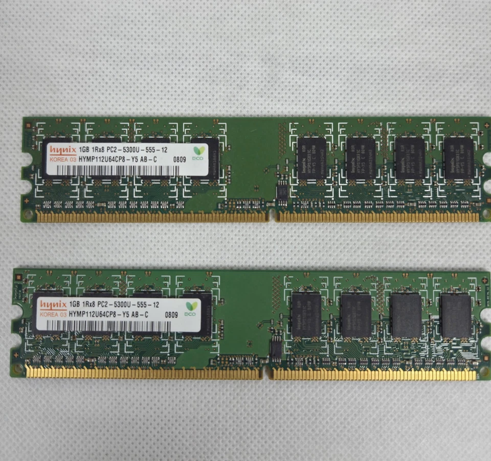 2GB Kit (2x 1GB) Hynix DDR2 PC2-5300U 667MHz Desktop RAM 240-Pin HYMP112U64CP8 - Image 1 of 2