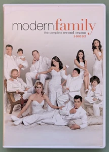 Modern Family: The Complete Second Season (DVD, 2011, Juego de 3 discos) - Imagen 1 de 2