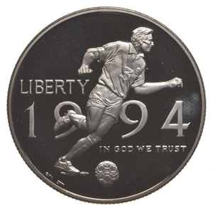 1994 Proof World Cup Soccer Commemorative Half Dollar *6779 - Picture 1 of 3