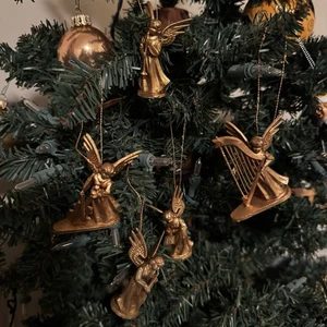 Vintage 5 Gold Engel Ornamente Kunststoff Miniatur Figuren Made in Hong Kong 2,5" - Bild 1 von 18