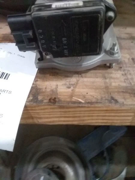 Medidor de flujo de aire 6-232 3,8 L compatible con 96-00 Mustang 126111 Foto 1 de 3