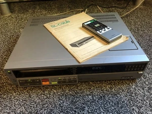 Sony Betamax SL-C9UB VCR Video Cassette Tape Recorder +Remote Good Working Order - Picture 1 of 21