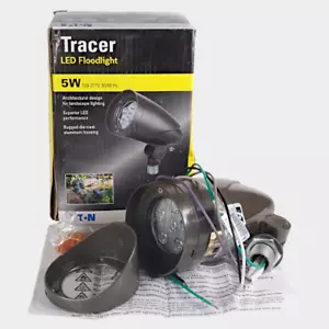 Eaton Cooper Lumark Tracer LED Floodlight 5W 4000K TCRS5M 550 Lumens - Picture 1 of 6