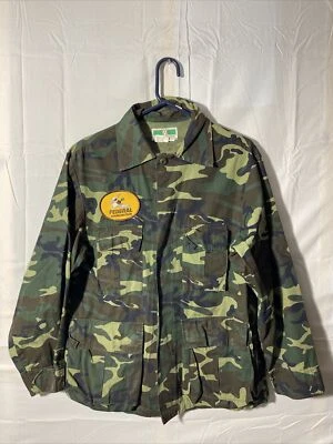 VINTAGE Game Winner Mens Federal Ammunition Large Green Button Up Camo Woodland - Image 1 of 4