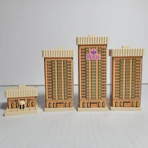 Milton Bradley Hotels Board Game - 4 Royal Buildings - Replacement Parts - Picture 1 of 2
