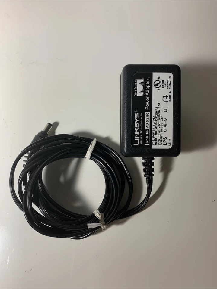 OEM CISCO LINKSYS AD5/2.5C ADAPTADOR AC 5V 2.5A 12W MT15-5050250-A1 Foto 1 de 1
