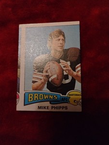 1975 Topps Football Card    #260 Mike Phipps   With Error