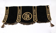 KODAK BUNTING, ABOUT 46 INCHES LONG/cks/208000