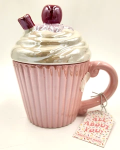 NWT Sheffield Home Iridescent Cupcake W/Cherry on Top (Lid) Coffee Cup Mug M-DAY - Picture 1 of 14