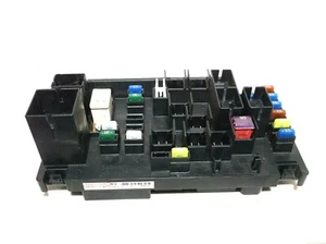 2015..15 SUBARU IMPREZA/XV CROSSTREK /FUSE/RELAY BOX - Picture 1 of 3