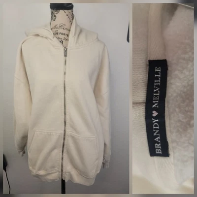 Sudadera con capucha Brandy Melville Christie OS (de gran tamaño y suave) cremallera completa marfil Foto 1 de 4