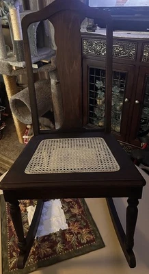 mecedora de caña vintage Foto 1 de 4