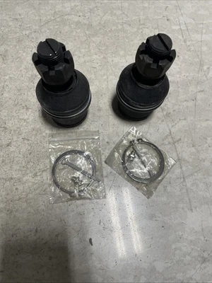 2 rótulas superiores Mopar 6821-4646-AA, 03-10 DODGE RAM 2500 Foto 1 de 4