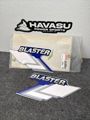 5KJ-2165B-01-00 Yamaha Blaster Guardabarros Trasero Calcomanía Adhesiva Emblema Fabricante de Equipo Original Foto 1 de 3