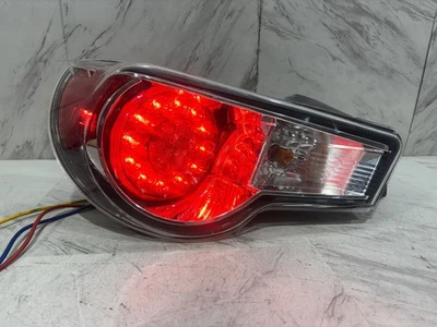 2013-2016 SUBARU BRZ OUTER TAIL LIGHT OEM LH DRIVER SIDE HALOGEN W/LED 220-60084 - Image 1 of 4
