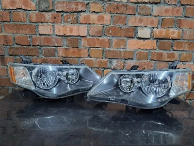 XENON HID 2007 MITSUBISHI OUTLANDER II CW ZG ZH HEADLAMPS Head Lamps Lights PAIR - Image 1 of 4