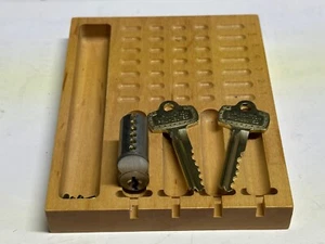 MEJOR Estilo SFIC 6-Pin Núcleo Llave “D” Acabado Cromo Cepillado con 2 Teclas - Imagen 1 de 10