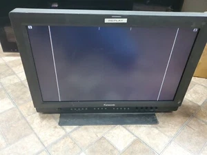 Panasonic BT-LH2600WP 26" LCD Monitor - Picture 1 of 6
