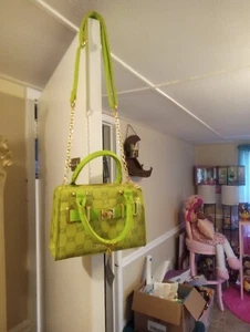 bebe purse green - Picture 1 of 4