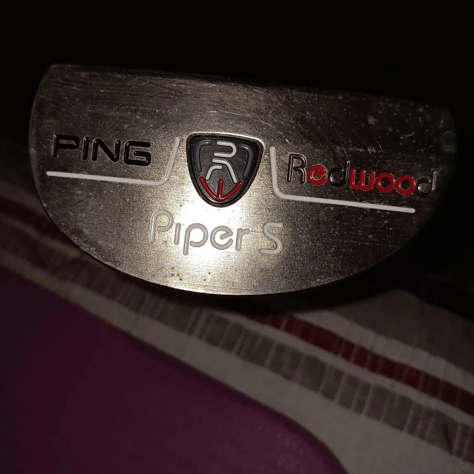 Ping Redwood Piper S Black  Dot  Putter 35in Right-handed Steel Shaft.  - Image 1 of 4
