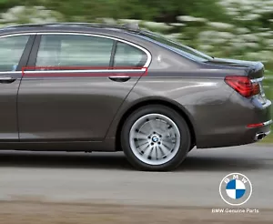 Genuino BMW F02 Ventana Lateral Moldeo Puerta Cromo Trasera IZQUIERDA 51357179121 - Imagen 1 de 2