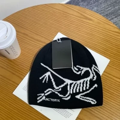 NUEVO CON ETIQUETAS 2025 Arcteryx Cabeza de Pájaro Toque Gorro Negro/Blanco Orca Lana Merino Invierno Sombrero Foto 1 de 3