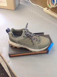 Zapatos deportivos Strata Trail Low para mujer color verde piedra talla 6,5 - Imagen 1 de 1