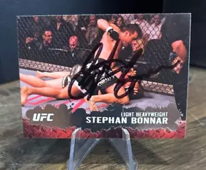 Stephan Bonnar Signed 2009 Topps Round 2 UFC Card in person Auto HOF - Picture 1 of 1