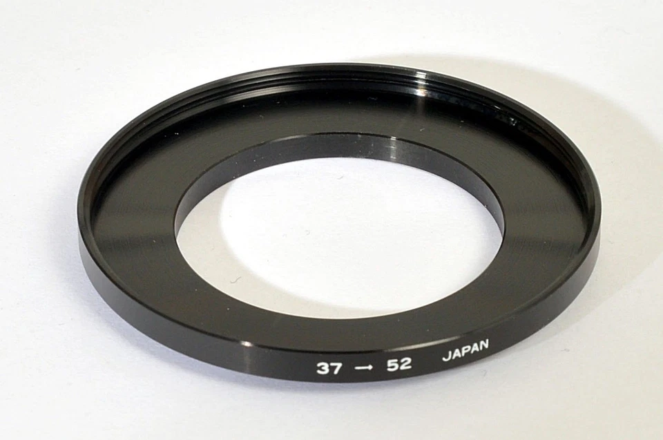 STEPPING RING 37mm to 52mm MARUMI - Image 1 of 1