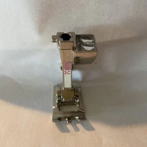 Genuine Bernina Manual Buttonhole Foot #3C - 9mm - New Style - 4-Eye Sensor - Picture 1 of 1