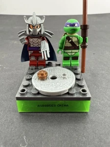 Lego Teenage Mutant Ninja Turtles Minifigure TNT020 Trituratore e Donatello - Foto 1 di 8