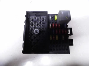 04-05 Grand Prix Fuse Box Junction OEM 10447350 Module 112-6a1 - Picture 1 of 4