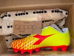 Diadora Cattura Jugend Stollen - Größe 4,5 - NEU im Karton hellgelb/rot - Bild 1 von 6