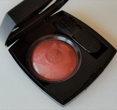 Rubor en polvo Chanel Joues Contraste 98 FANTASIA Foto 1 de 4