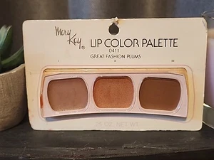 Tavolozza Colori Labbra Vintage Mary Kay Grandi Prugne Previsioni Moda 0411 - Foto 1 di 2