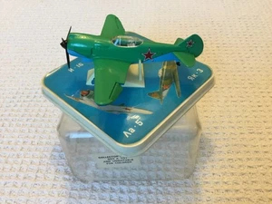 Modellino sovietico vintage dell'aereo Yak3 in scala 1:72, aereo 1941-1945 URSS - Foto 1 di 8