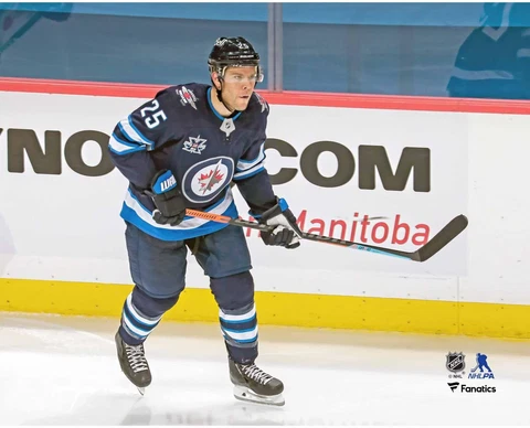 Paul Stastny Winnipeg Jets Unsigned Navy Jersey Skating vs. Calgary Cover