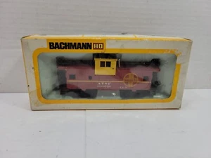 Bachmann 43-1007-02 HO Scale Wide Vision Caboose "SANTA FE" - Picture 1 of 2