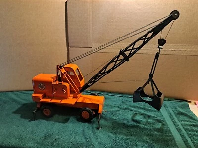 Grúa unidad Doepke vintage, modelo #357, acero prensado, naranja Foto 1 de 4