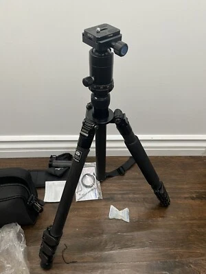 SIRUI N-2204SK Universal Tripod with Monopod, Bag and Strap - Carbon - Image 1 of 4