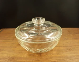 Teardrop Pyrex Ovenware Round Casserole Dish W/ Lid 7 3/4'' Dia - Picture 1 of 11