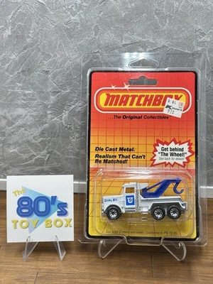 1983 Matchbox Vintage Peterbilt Wreck Truck #61 Carded - Image 1 of 4