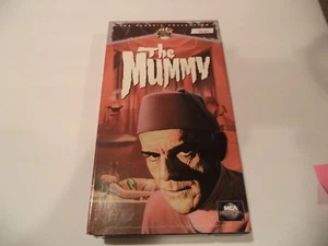 HORROR/SCI-FI ~ Boris Karloff as THE MUMMY ~ VHS Videotape RARE - Picture 1 of 3