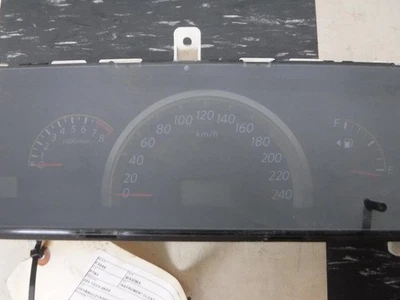 NISSAN MAXIMA J31 02/2002-05/2009 INSTRUMENT CLUSTER NON CURVED LINE TYPE - image 1 of 4