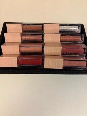 Brillo de labios Maybelline New York Lifter con ácido hialurónico (colores surtidos) Foto 1 de 2