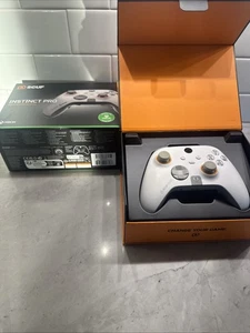 SCUF Instinct Pro Xbox Wireless Controller - Picture 1 of 5
