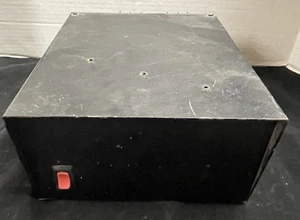 Fuente de alimentación regulada ASTRON RS-10A SALIDA 13,8 V 7,5 AMPERIOS CONTINUA - Imagen 1 de 9