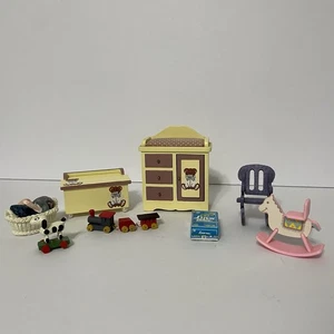 Dollhouse  1:12 Nursery Infant Baby Furniture Toy Box Diapers  Changing Table - Picture 1 of 20